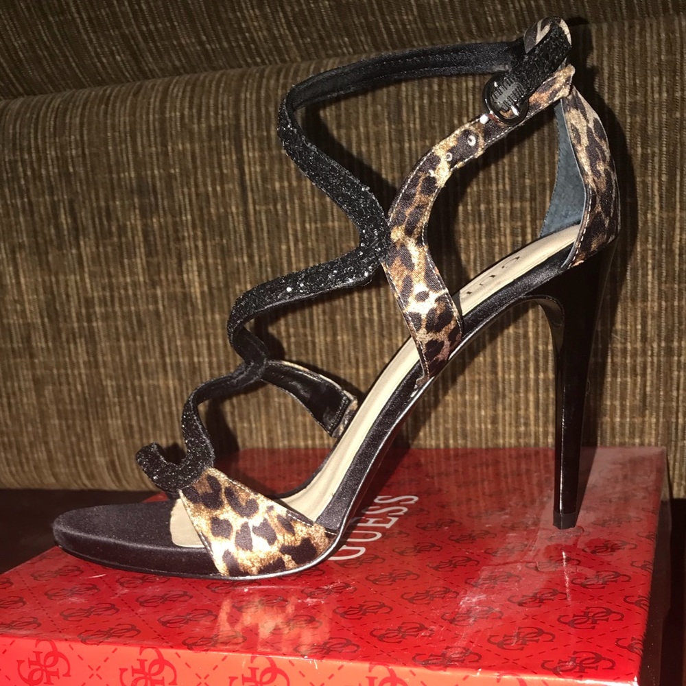 Guess ‘Coraly2’ high-heel sandal